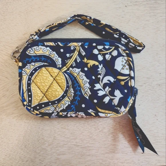 Vera Bradley Ellie Blue (Fall 2009) Wristlet Coin Purse - Picture 2 of 5
